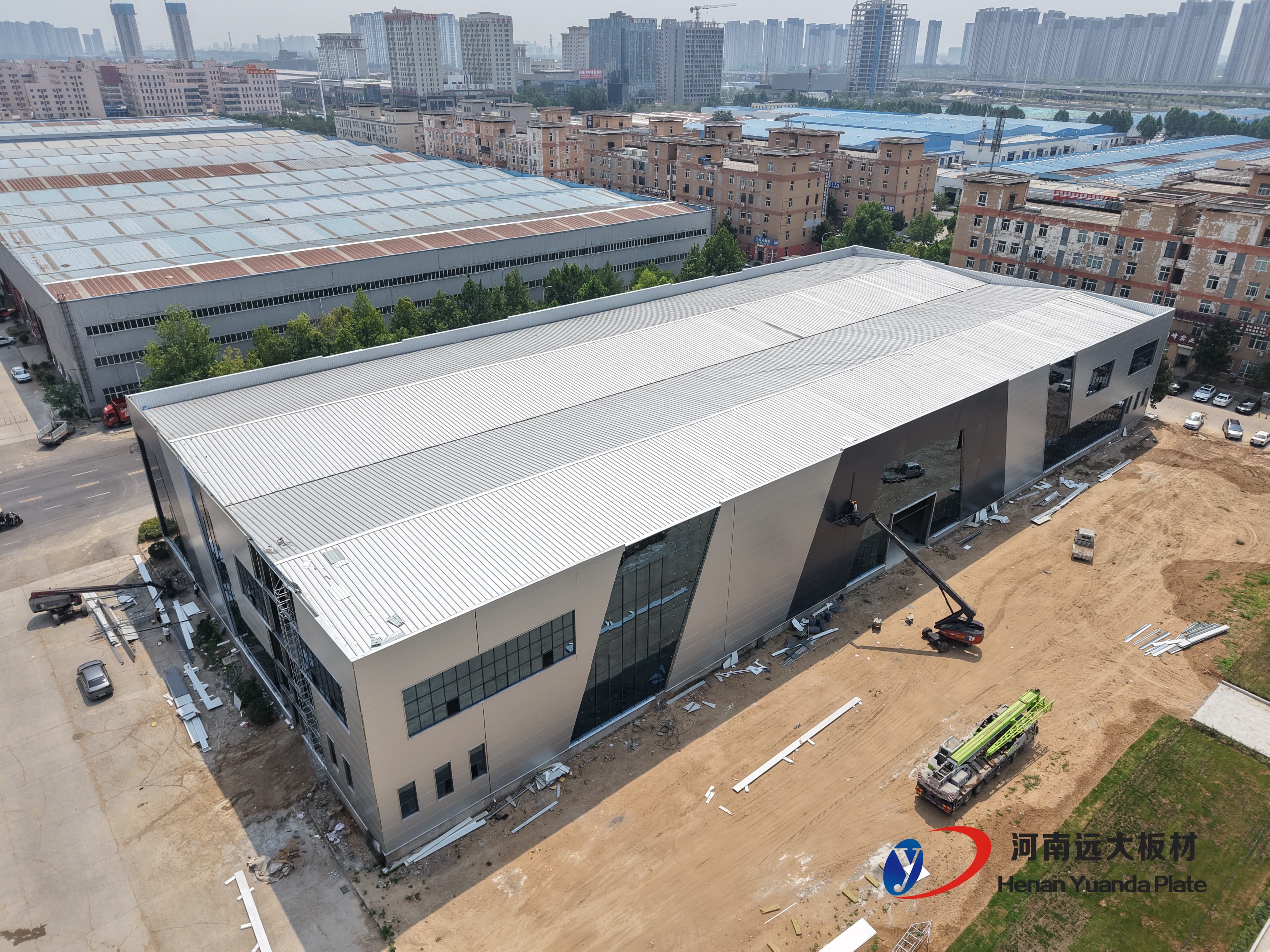 傳統(tǒng)板材VS聚氨酯夾芯板:在建筑效率與能耗上,差距竟然這么大!(圖3) 傳統(tǒng)板材VS聚氨酯夾芯板:在建筑效率與能耗上,差距竟然這么大!(圖3)